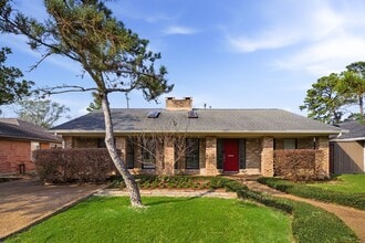 Building Photo - 531 Azaleadell Dr
