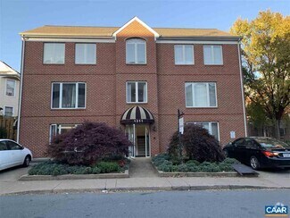 Building Photo - 1311 Wertland St