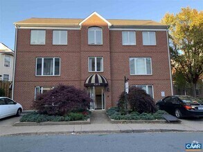 Building Photo - 1311 Wertland St