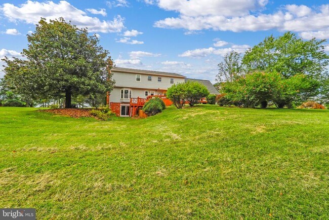 Foto del edificio - 21960 Oatlands Rd