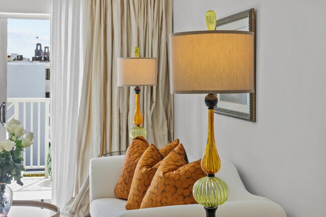 Foto del edificio - 170 N Ocean Blvd