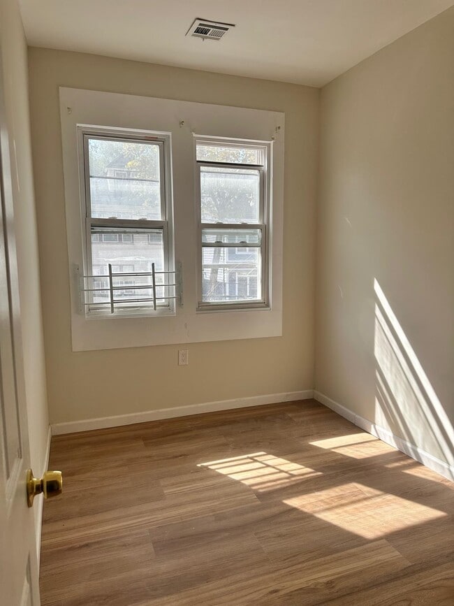 Building Photo - 300 Van Nostrand Ave