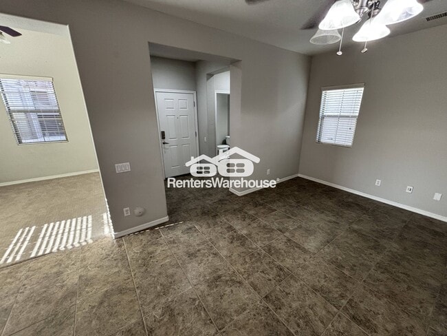 Building Photo - 1933 W Davis Rd