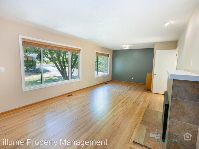Building Photo - 4 br, 3 bath House - 9610 SW Washington Place