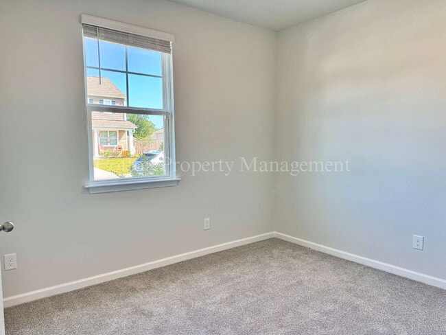 Building Photo - 816 Delta Ct