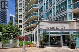 Building Photo - 600 Queens Quay W