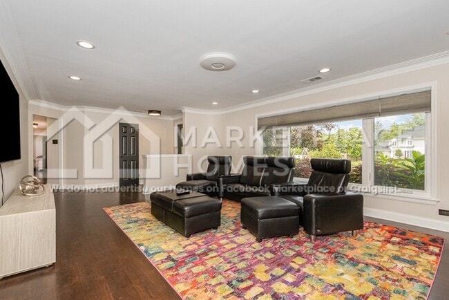 Building Photo - 13140 S 86th Ave