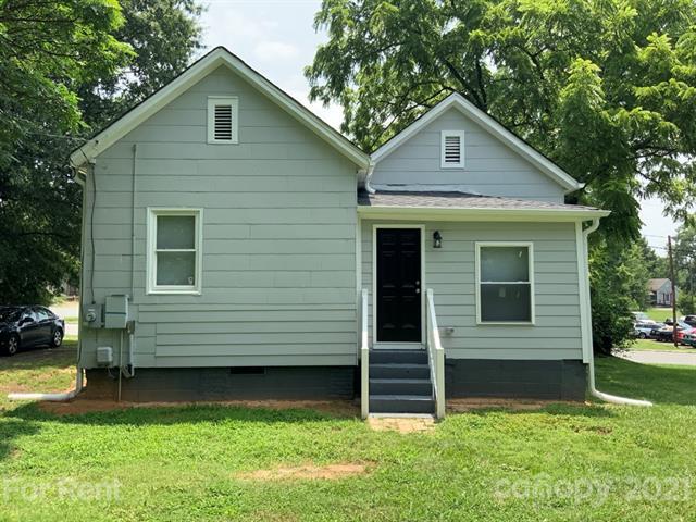 Building Photo - 338 S Hoskins Rd