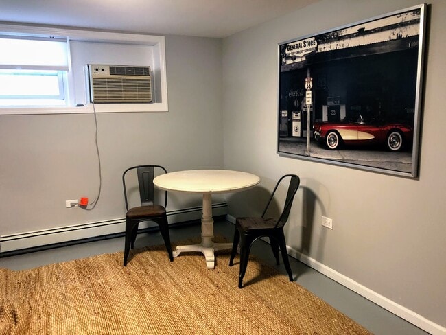 Foto del edificio - 5736 W Gunnison St