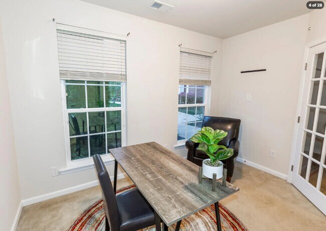 Building Photo - 3809 Pumpkin Seed Ln