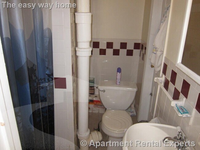 Building Photo - Porter Sq - 7 Mins to Subway - Nice Neighb...