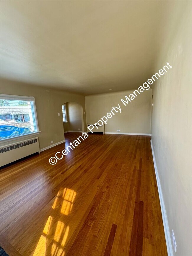Foto del edificio - MOVING SPECIAL: $500 off First Full Months...