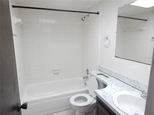 Foto del edificio - 4739 Avon Ct