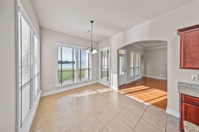 Foto del edificio - 3 Bedroom House in Ascension