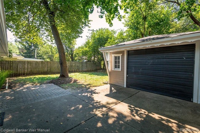 Building Photo - 4615 Olivia Ave