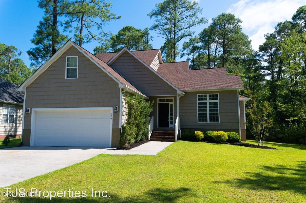 Primary Photo - 3 br, 2 bath House - 906 Caroline Court