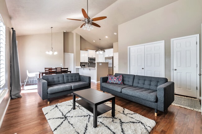 Building Photo - 1573 Wyngate Park Dr