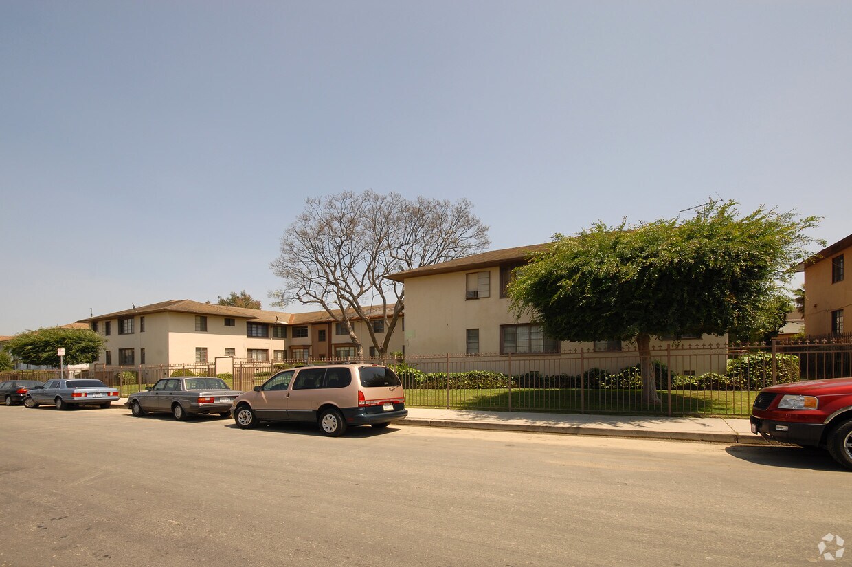 Foto del edificio - 4062 West Blvd