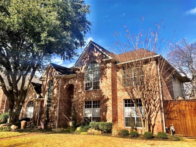 Building Photo - 6113 Glenhollow Dr