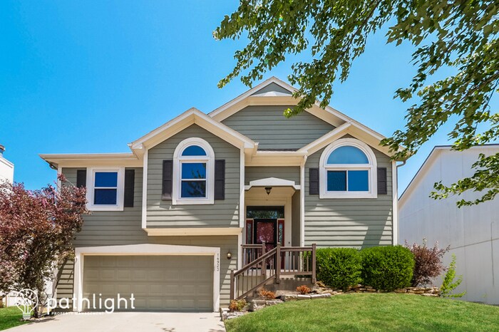 Primary Photo - 14923 S Summit Street, Olathe, KS, 66062