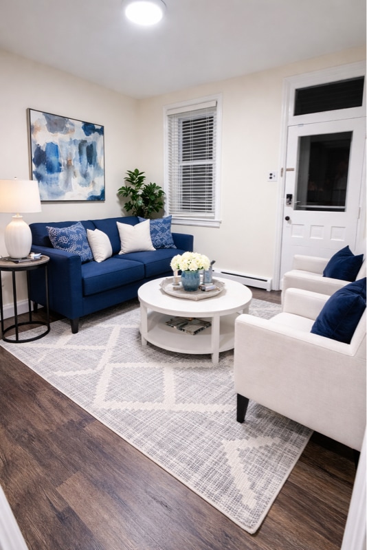 Building Photo - 825 Maple Ave