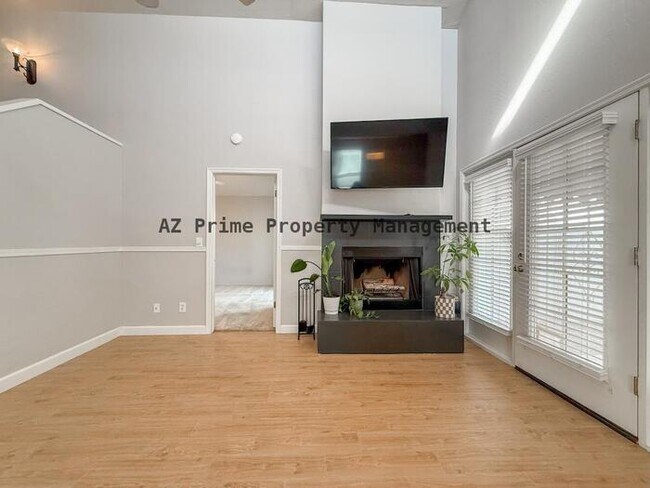 Foto del edificio - 13817 N 42nd St