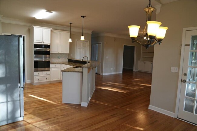 Foto del edificio - 7410 Brookstead Crossing