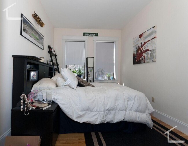 Foto del edificio - Charming 4 Bedroom