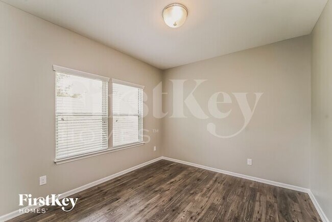 Building Photo - 4011 Huntley Glen Drive