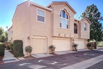 Building Photo - 3070 Sierra View Cir