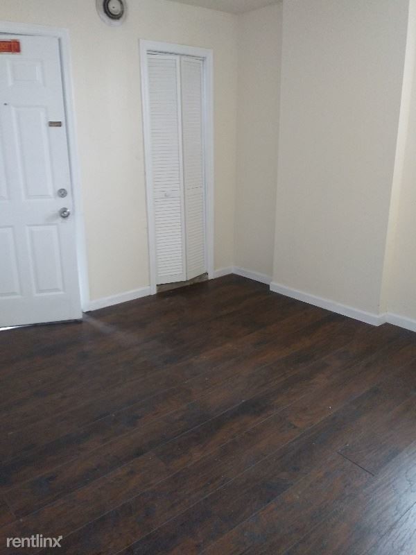 Building Photo - 2 br, 1 bath Apartment - 371 Nye Ave