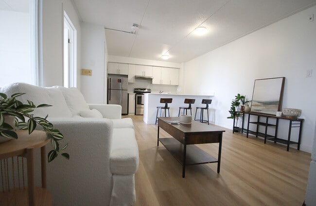 Building Photo - University Place - 50 University Ave E