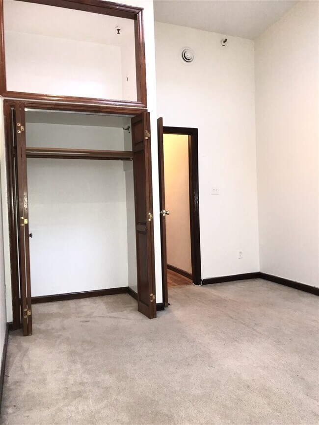 Foto del edificio - 513 Monroe St