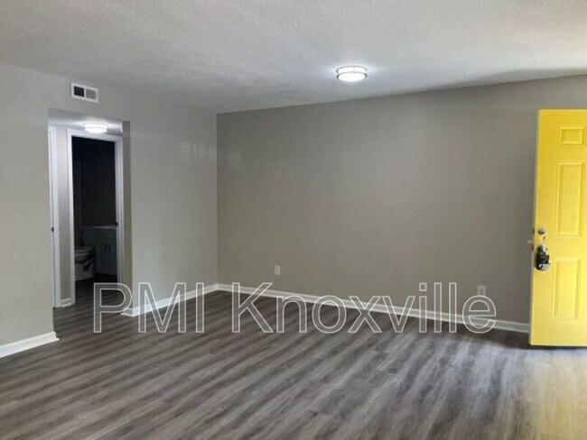 Foto del edificio - 123 Ingersoll Ave