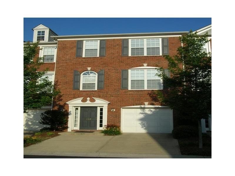 6342 Views Trace Dr, Peachtree Corners, GA 30092 Townhouse for Rent