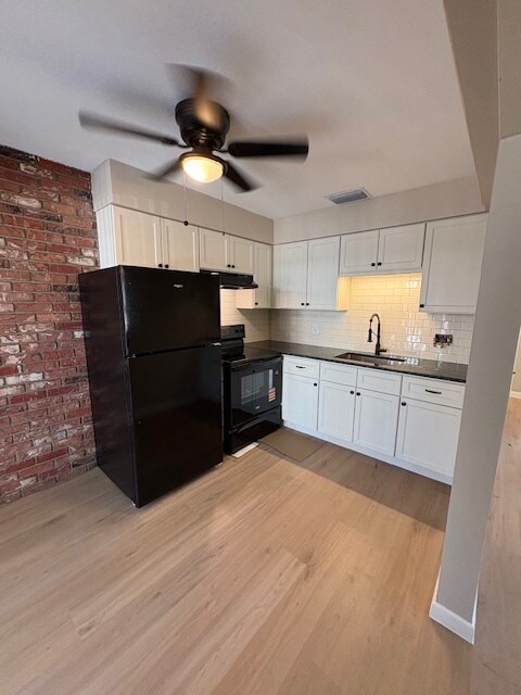 Foto del edificio - 155 New York Ave