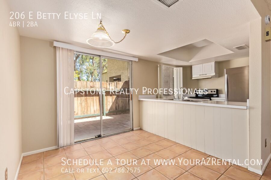 Primary Photo - 206 E Betty Elyse Ln
