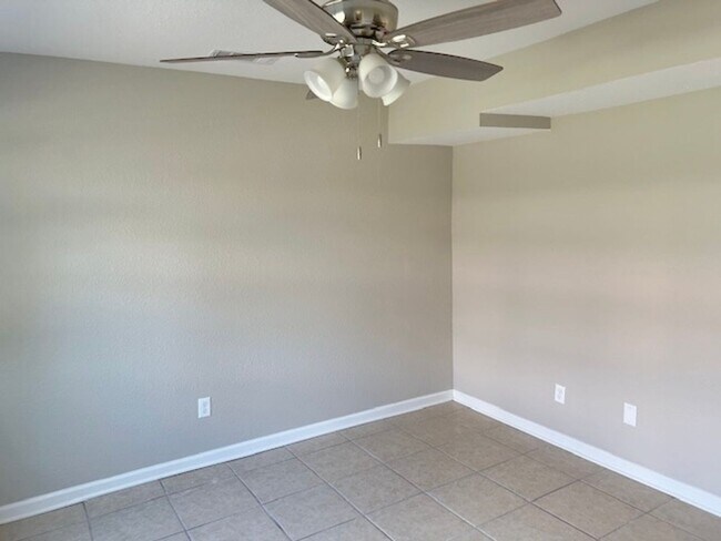 Foto del interior - Bowmanor Garden Apartments