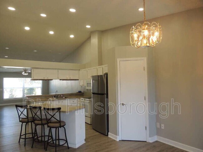 Foto del edificio - 944 Burlwood St