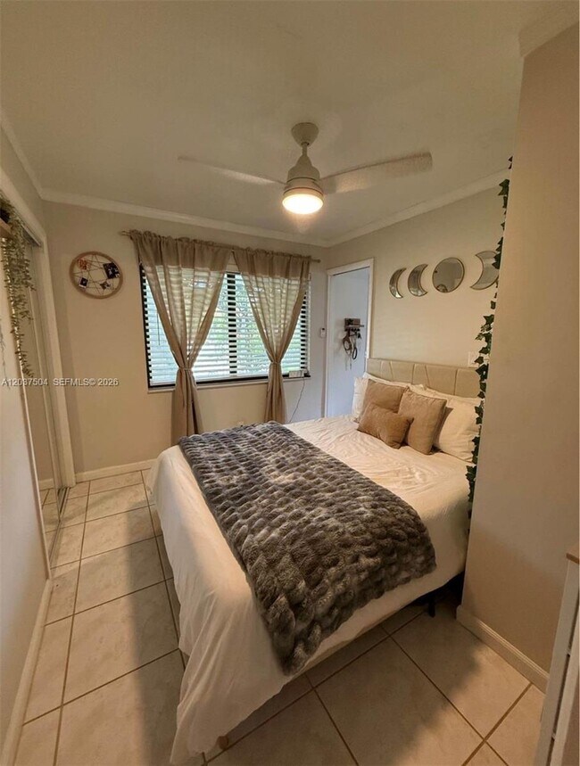 Foto del edificio - 612 W Drew St
