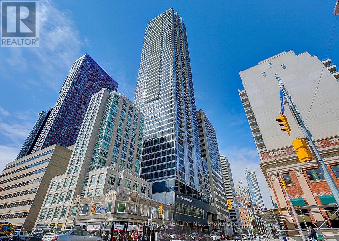Primary Photo - 395-4395 Bloor St E