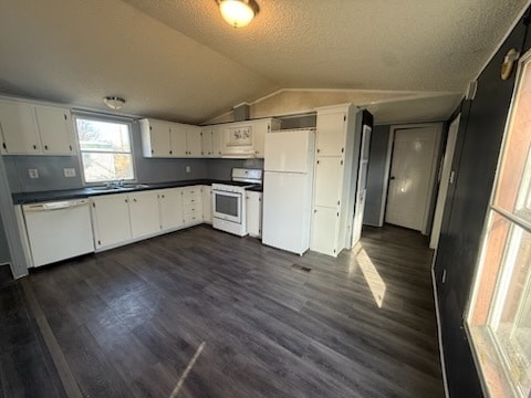 Building Photo - Remobiled Home For Rent