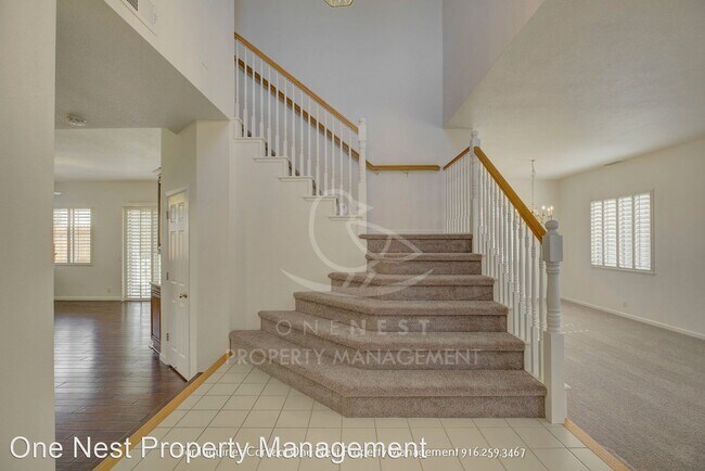 Building Photo - 5 br, 3 bath House - 217 Chatswood Ct