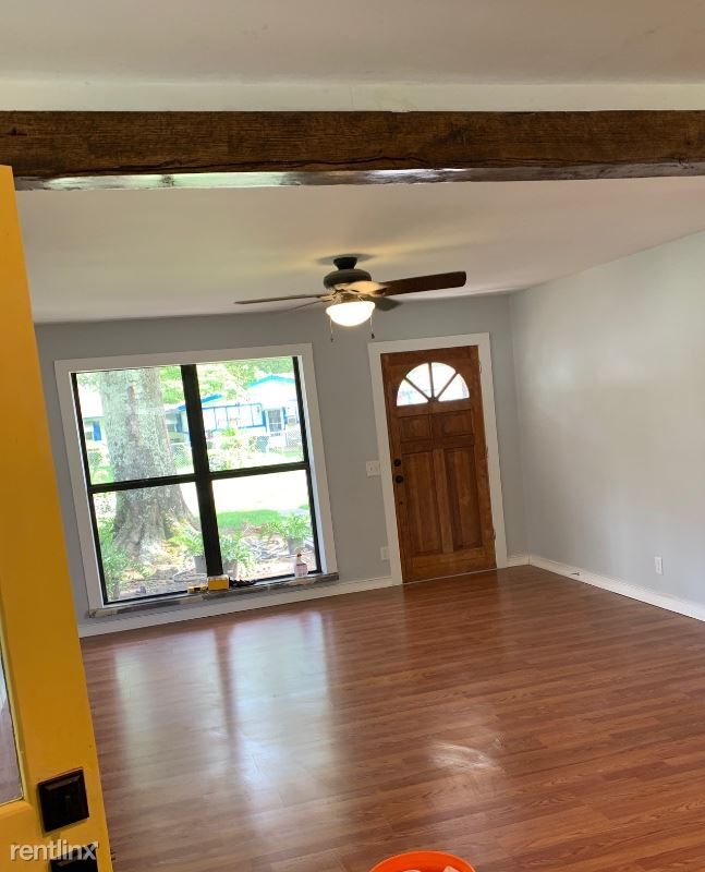 Building Photo - 3 br, 1 bath House - 1516 W Robinhood Dr