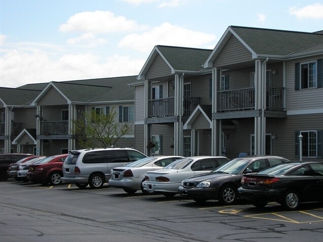 windsor village apartments sheboygan falls wi apartments com