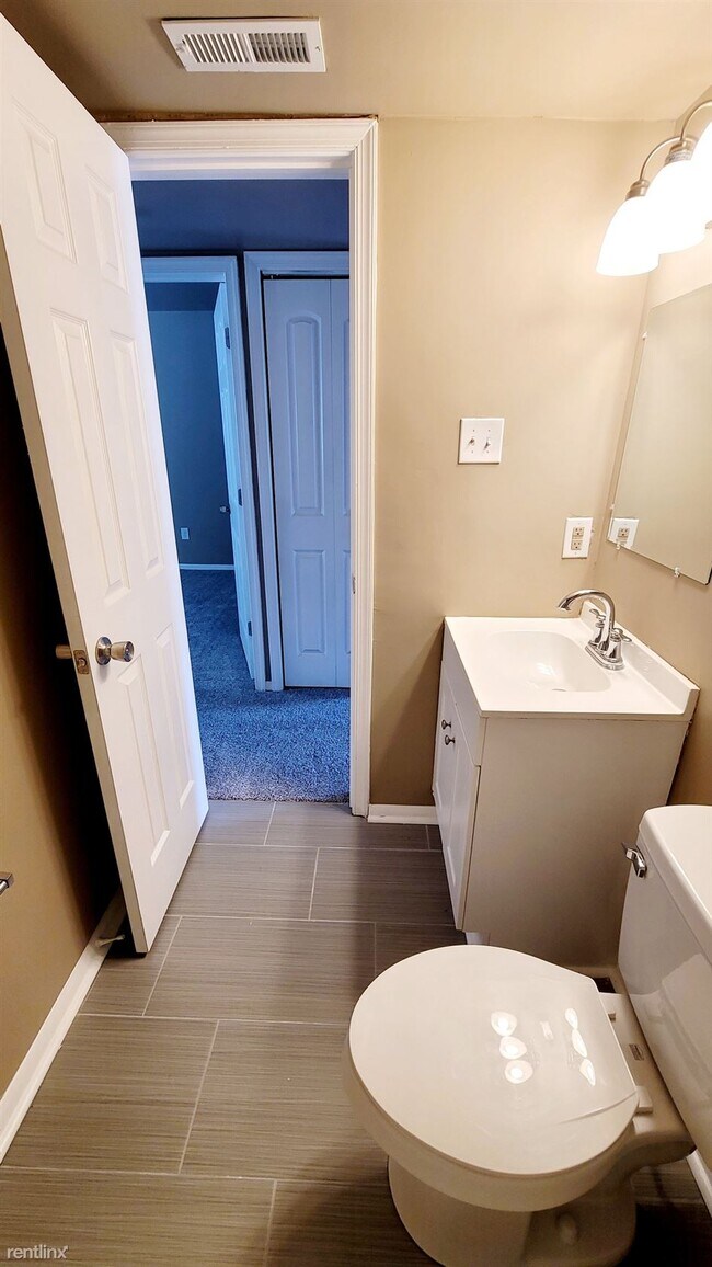 Foto del edificio - 2 br, 1 bath House - 1233 Nelson St