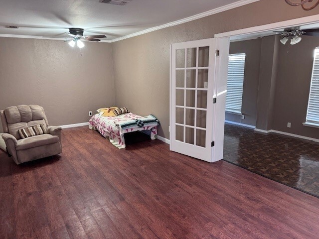 Foto del edificio - 945 E Fairview St