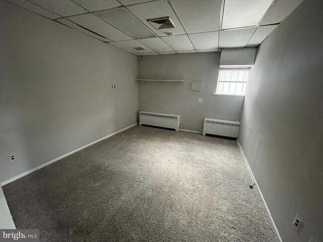 Building Photo - 212 W Clements Bridge Rd