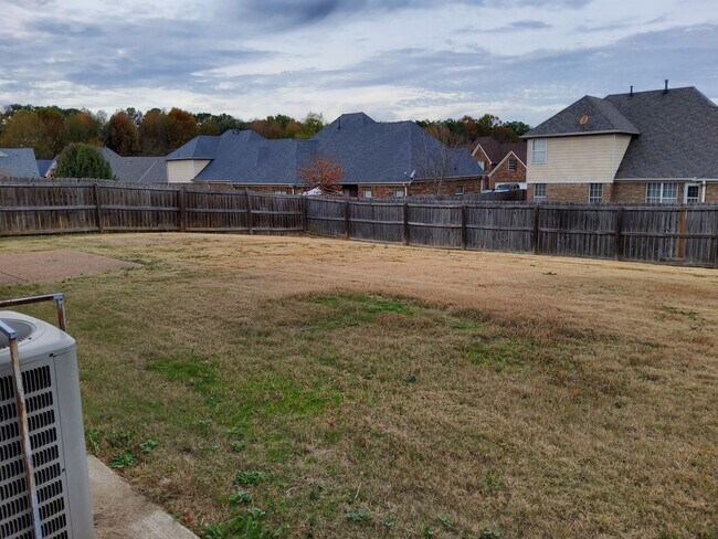 Building Photo - 8898 Rasco Hills Cove