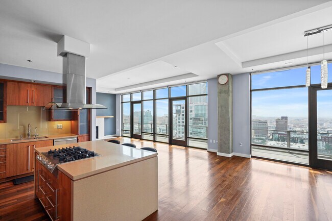 Foto del edificio - 1100 S Hope St